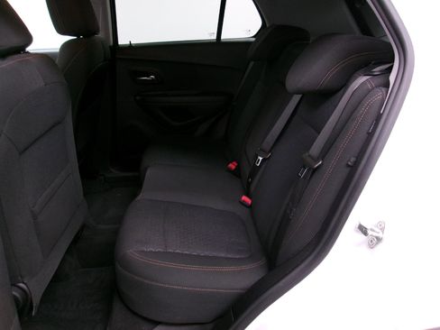 Used 2020 Chevrolet Trax LS w/ Tint and Cruise Package image 9