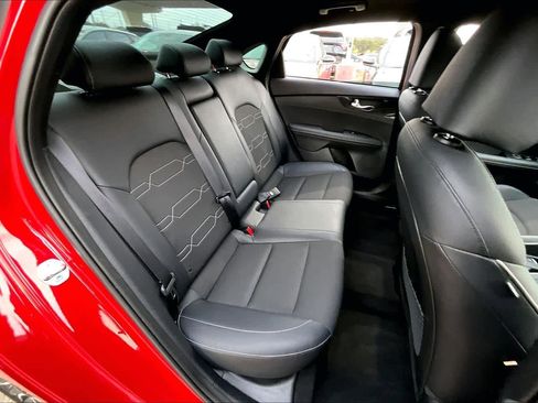 Used 2024 Kia Forte GT-Line image 18