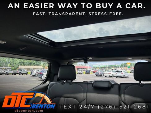 Used 2023 Jeep Wagoneer Series II AWD/4WD image 9