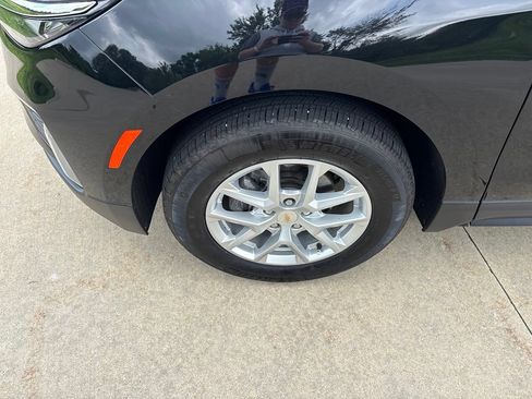 Used 2024 Chevrolet Equinox LT FWD image 51