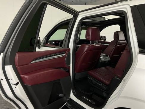 Used 2025 Cadillac Escalade Sport w/ Touring Package AWD/4WD image 30