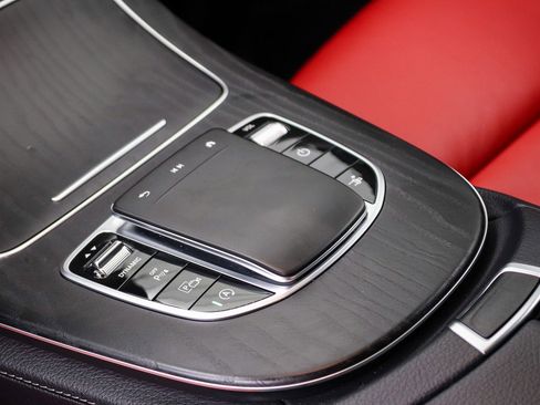 Used 2023 Mercedes-Benz E 450 Coupe image 33