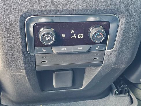 New 2026 Chevrolet Tahoe LT w/ Comfort Package AWD/4WD image 19