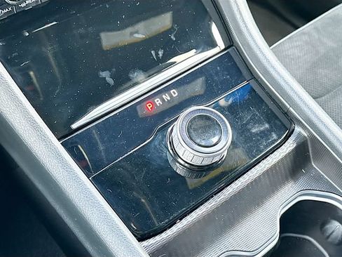 Used 2025 Jeep Grand Cherokee Altitude RWD image 17