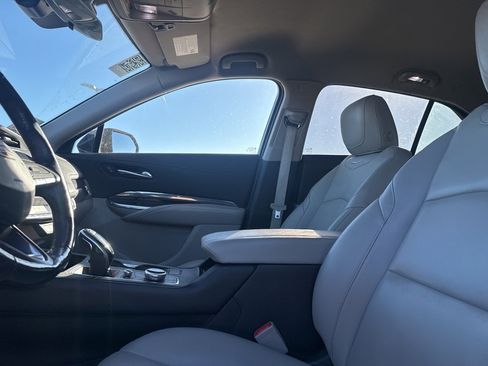 Used 2021 Cadillac XT4 Luxury w/ Cold Weather Package image 41