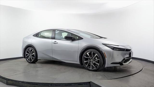 Used 2024 Toyota Prius Prime Premium w/ Advanced Technology Package FWD image 11