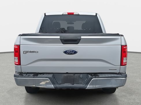 Used 2016 Ford F150 XLT image 6
