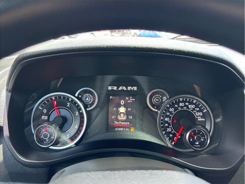 Used 2023 RAM 2500 Big Horn AWD/4WD image 17