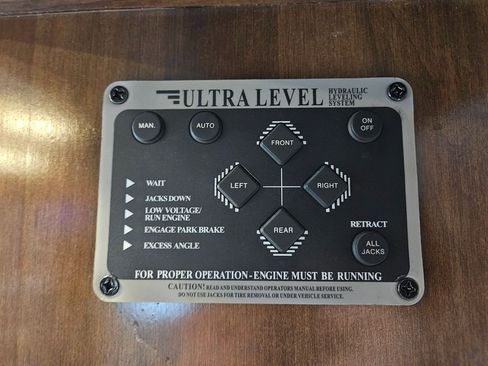 Used 2019 Ford F550 2WD Regular Cab Super Duty w/ XLT Value Package image 48