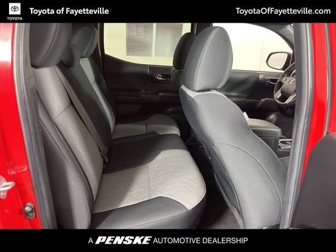 Used 2023 Toyota Tacoma TRD Off-Road w/ Advanced Technology Package image 11