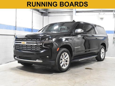 Used 2023 Chevrolet Suburban Premier AWD/4WD image 5