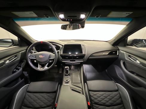 Certified 2023 Cadillac CT5 V Blackwing w/ Carbon Fiber Package 2 RWD image 10