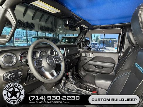 Used 2023 Jeep Wrangler Unlimited Rubicon 4xe AWD/4WD image 23
