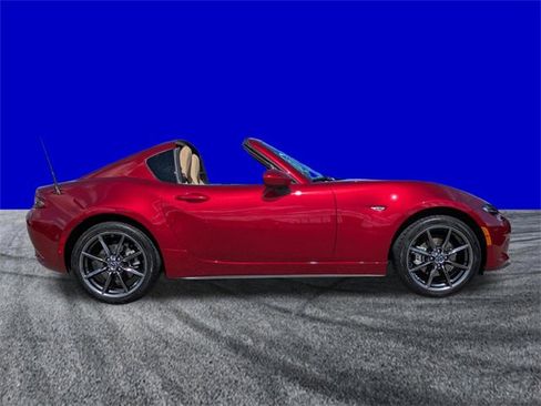 Used 2019 MAZDA MX-5 Miata RF Grand Touring image 3