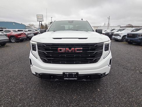 New 2026 GMC Sierra 1500 Elevation image 14