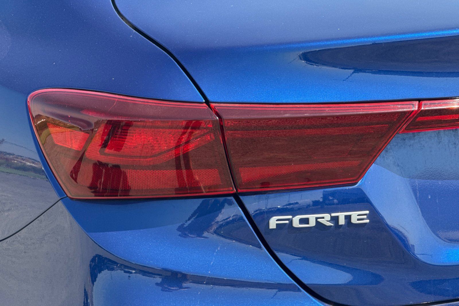Used 2023 Kia Forte LXS FWD image 43