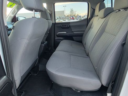 Used 2019 Toyota Tacoma SR5 image 28