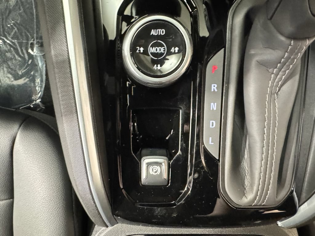 New 2026 Chevrolet Colorado Trail Boss AWD/4WD image 14