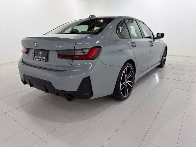 Certified 2023 BMW 330i xDrive Sedan w/ M Sport Package AWD/4WD image 5