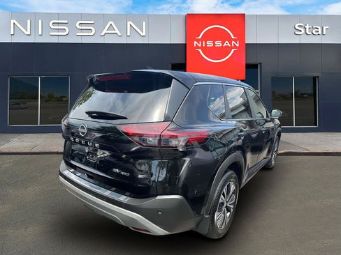 Certified 2022 Nissan Rogue SV AWD/4WD image 3