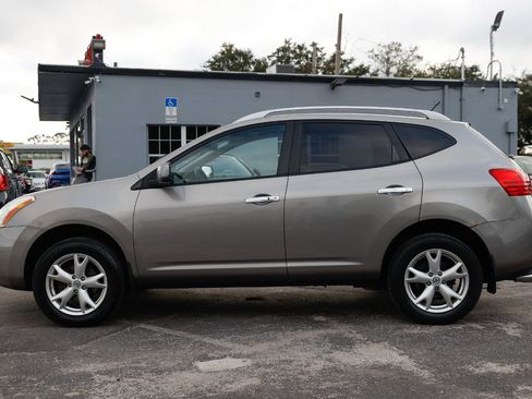 Used 2010 Nissan Rogue SL w/ Premium Pkg image 3
