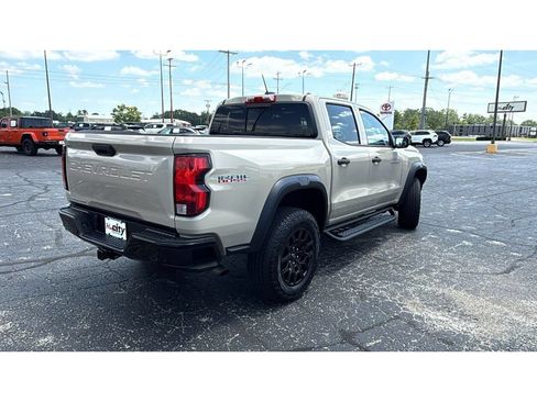 Used 2024 Chevrolet Colorado Trail Boss w/ Advanced Trailering Package AWD/4WD image 7
