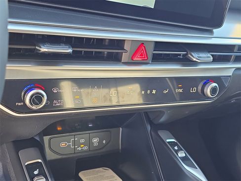 New 2026 Kia Sorento EX image 28