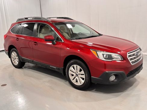 Used 2017 Subaru Outback 2.5i Premium w/ Popular Package #2 image 3