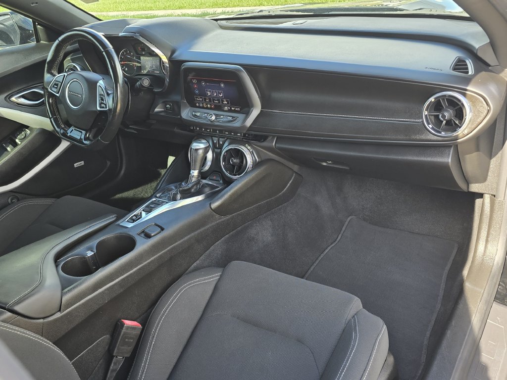 Used 2019 Chevrolet Camaro LT w/ RS Package RWD image 15