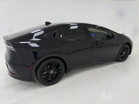 New 2026 Toyota Prius Plug-In Hybrid FWD image 41