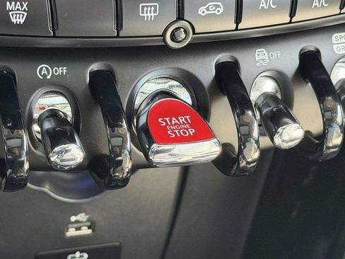 Used 2023 MINI Cooper S FWD image 8