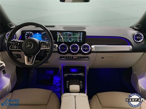 Used 2023 Mercedes-Benz EQB 300 4MATIC w/ Pinnacle Package image 11