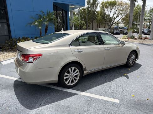 Used 2011 Lexus ES 350 FWD image 8