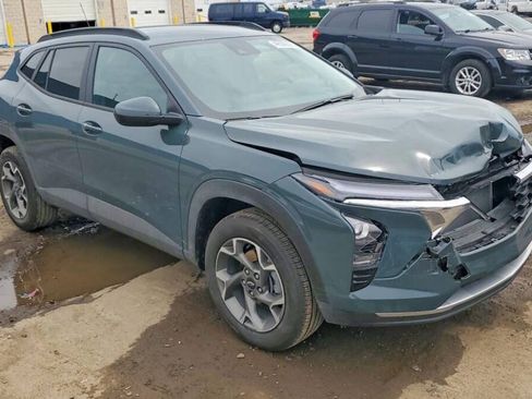 Used 2026 Chevrolet Trax LT w/ Driver Confidence Package FWD image 42