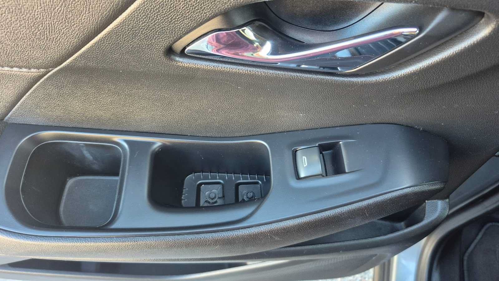 Used 2023 Chevrolet Traverse LT AWD/4WD image 29