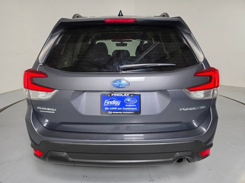 Used 2024 Subaru Forester Premium AWD/4WD image 4