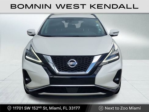 Used 2021 Nissan Murano SV image 2