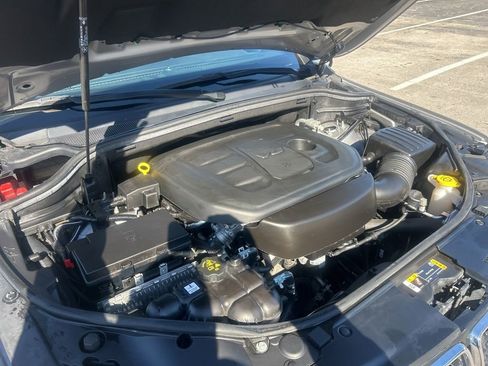 Used 2021 Jeep Grand Cherokee Laredo image 16