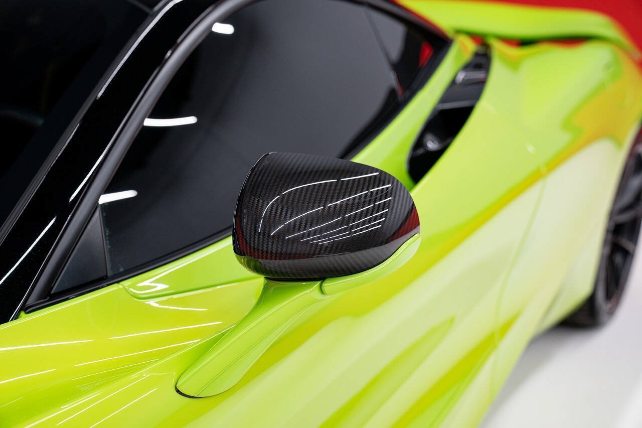 Used 2018 McLaren 720S Performance RWD image 33