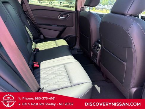 New 2026 Nissan Rogue Platinum AWD/4WD image 40