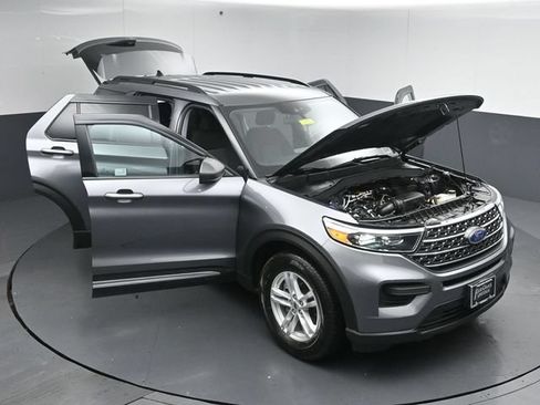 Certified 2022 Ford Explorer XLT w/ Class IV Trailer Tow Package AWD/4WD image 53