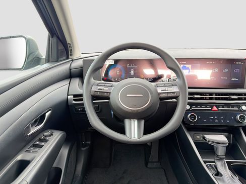 New 2026 Hyundai Tucson SEL image 16