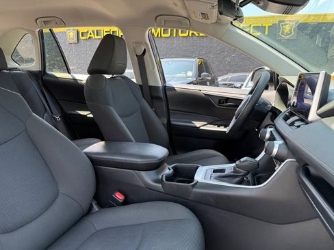 Used 2024 Toyota RAV4 LE image 19