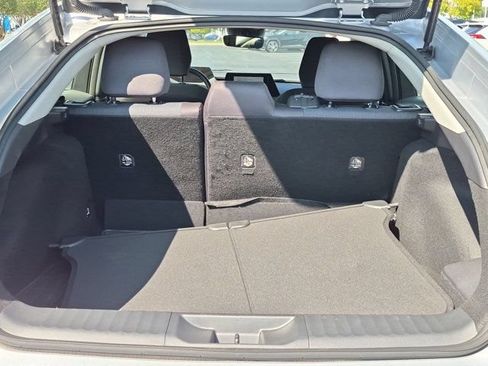Certified 2025 Toyota Prius LE FWD image 17
