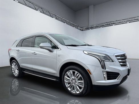 Used 2017 Cadillac XT5 Premium Luxury image 8