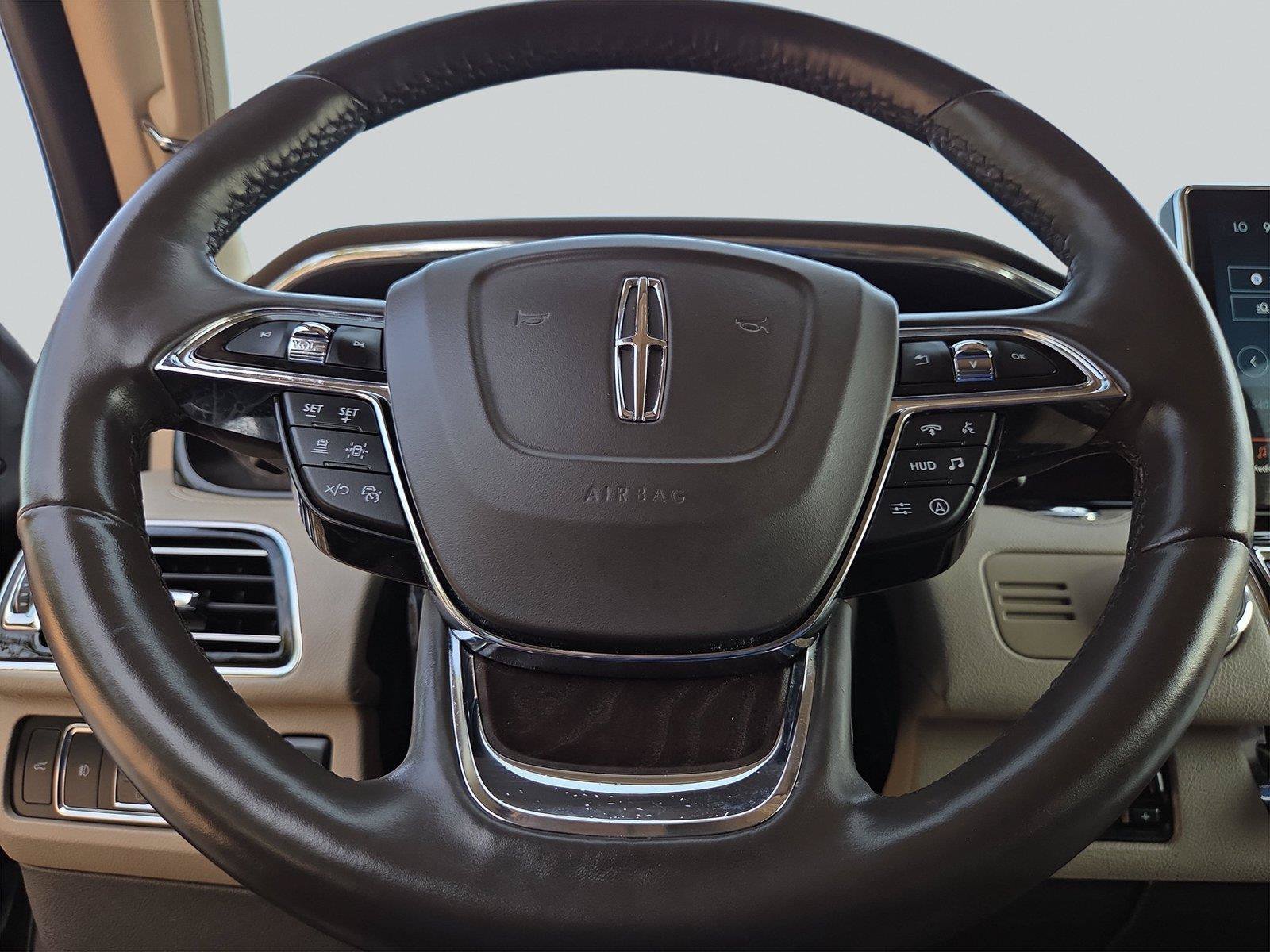 Used 2022 Lincoln Navigator L Reserve AWD/4WD image 11