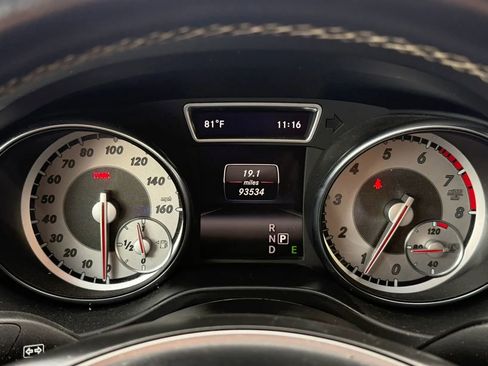 Used 2015 Mercedes-Benz CLA 250 image 16