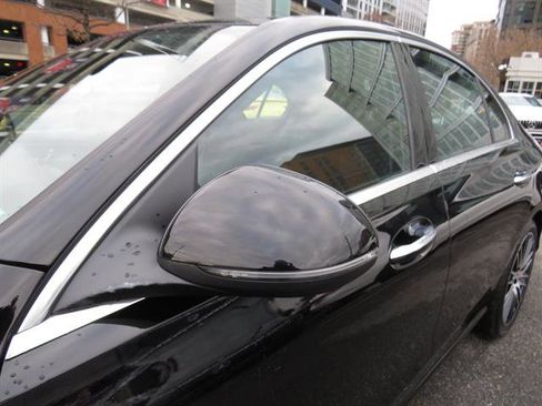 Used 2025 Mercedes-Benz C 300 4MATIC Sedan image 27