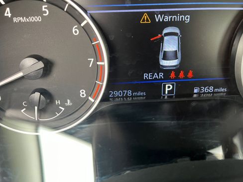 Used 2025 Nissan Altima 2.5 SV FWD image 40