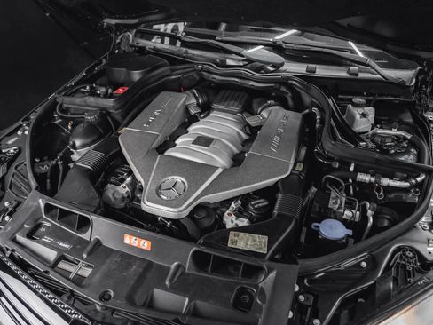 Used 2010 Mercedes-Benz C 63 AMG Sedan image 62